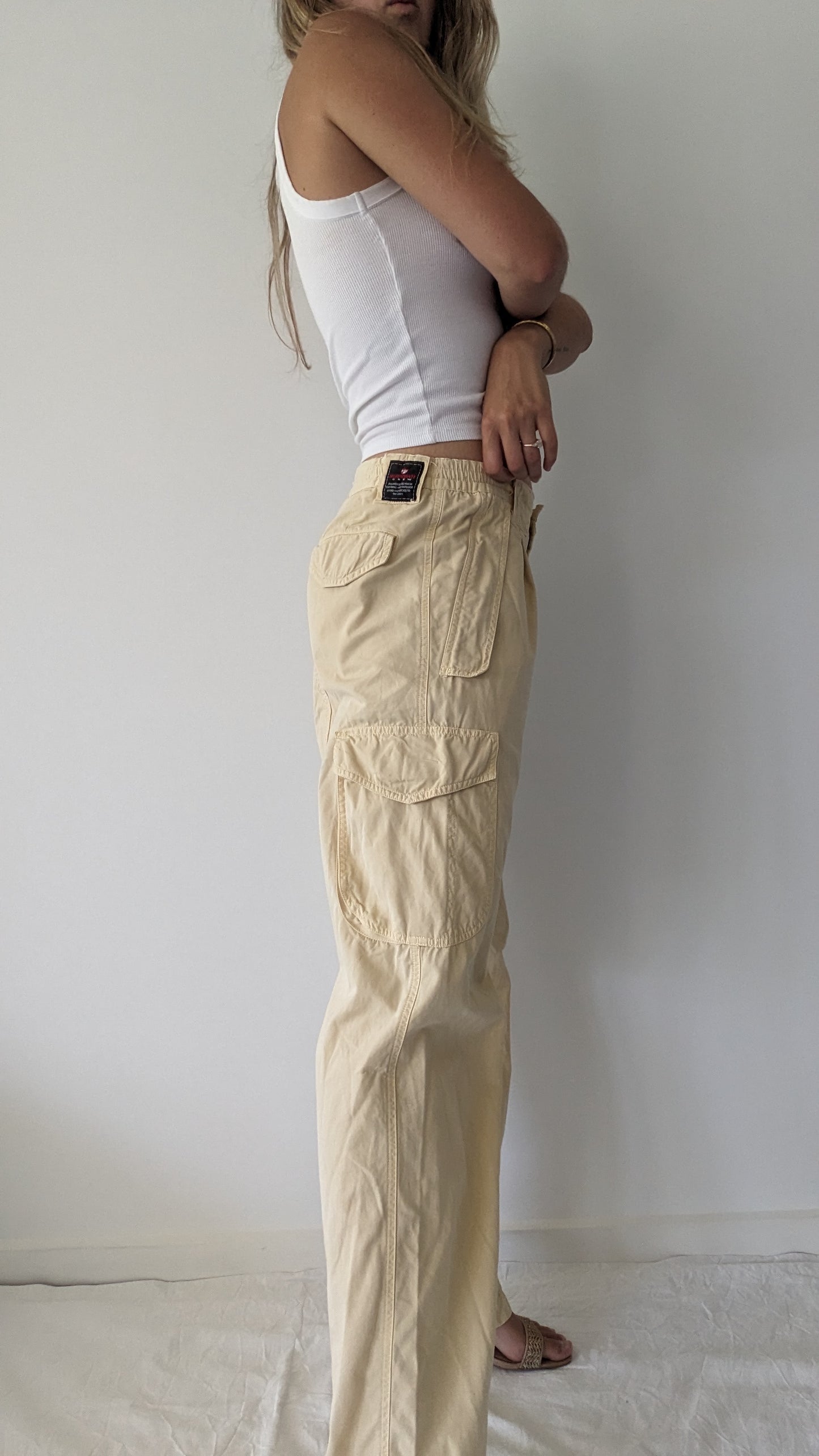 Butter Yellow Cargo Pants // Size 33