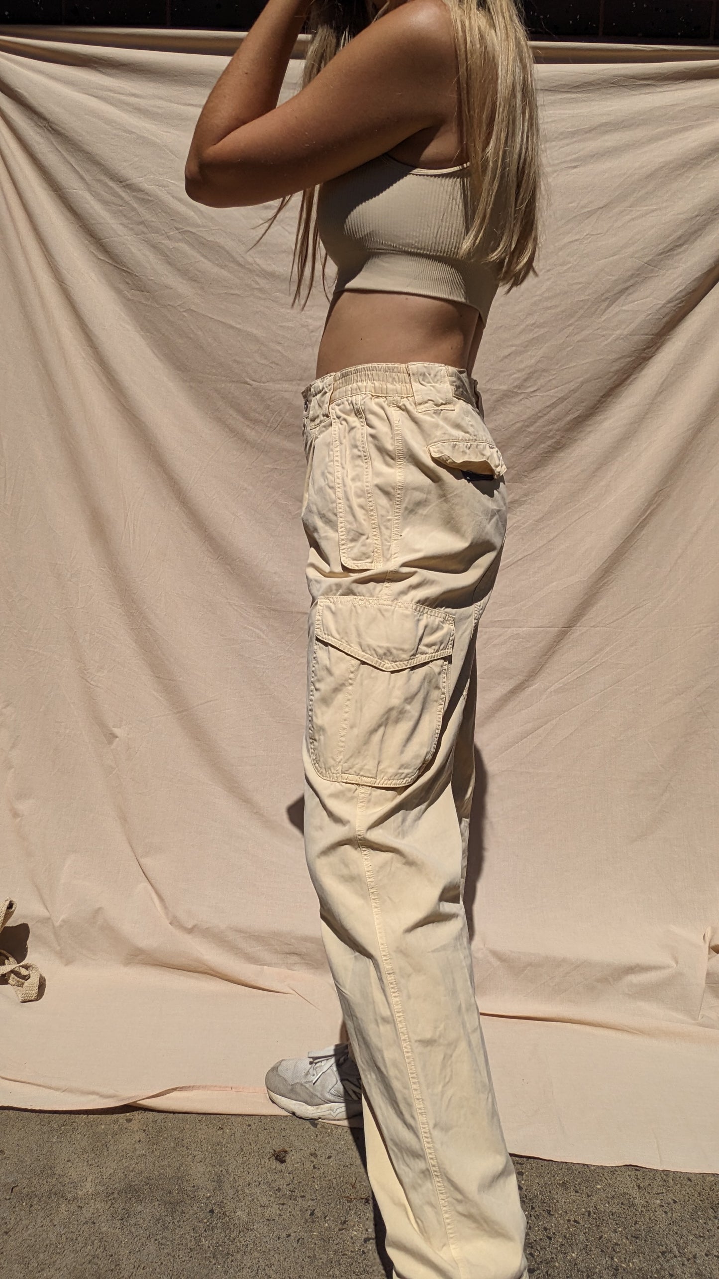 Butter Yellow Cargo Pants // Size 33