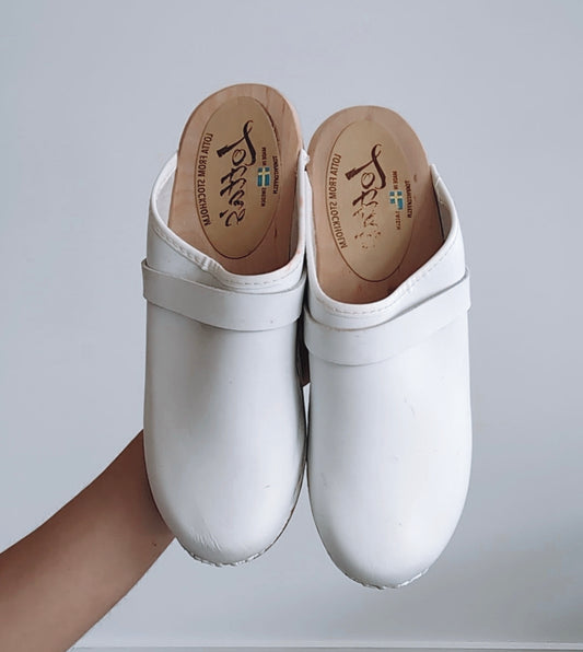 White Swedish Clogs // Size 41 (small fit)