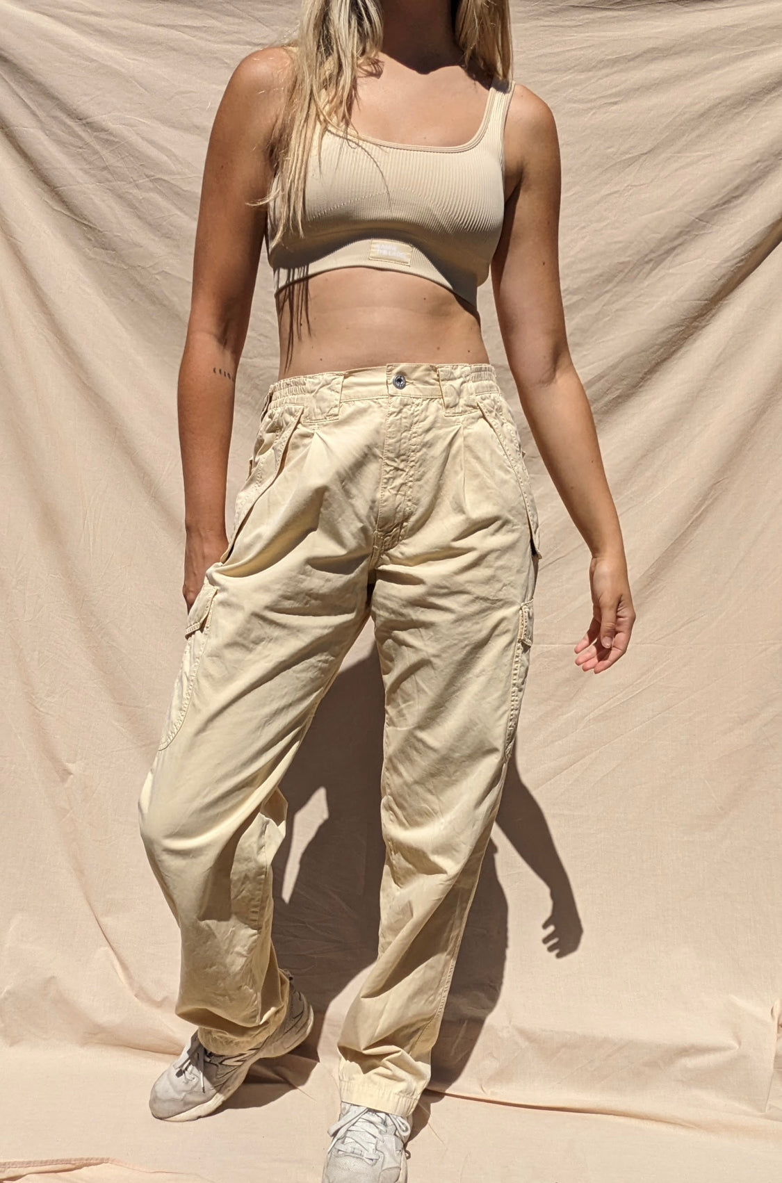 Butter Yellow Cargo Pants // Size 33