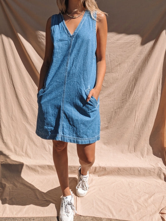 90s Denim Pinafore Dress // Size M