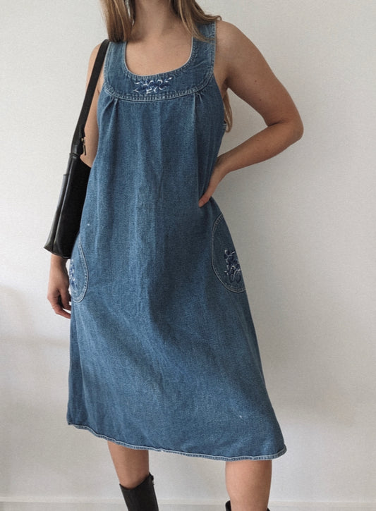 Vintage Denim Embroidered Dress // Size 18