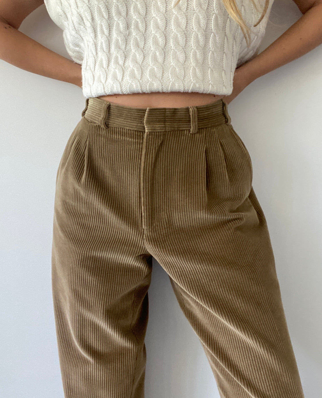 Chocolate Corduroy Trousers // Size 16-18