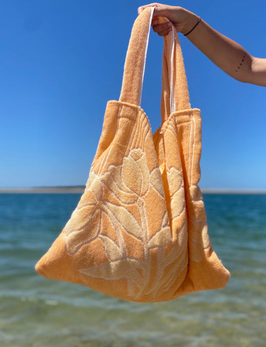 Sundays Summer Tote // Peach Reversible