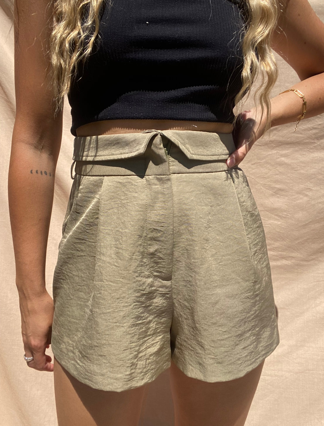 Sheike Short // Size 6